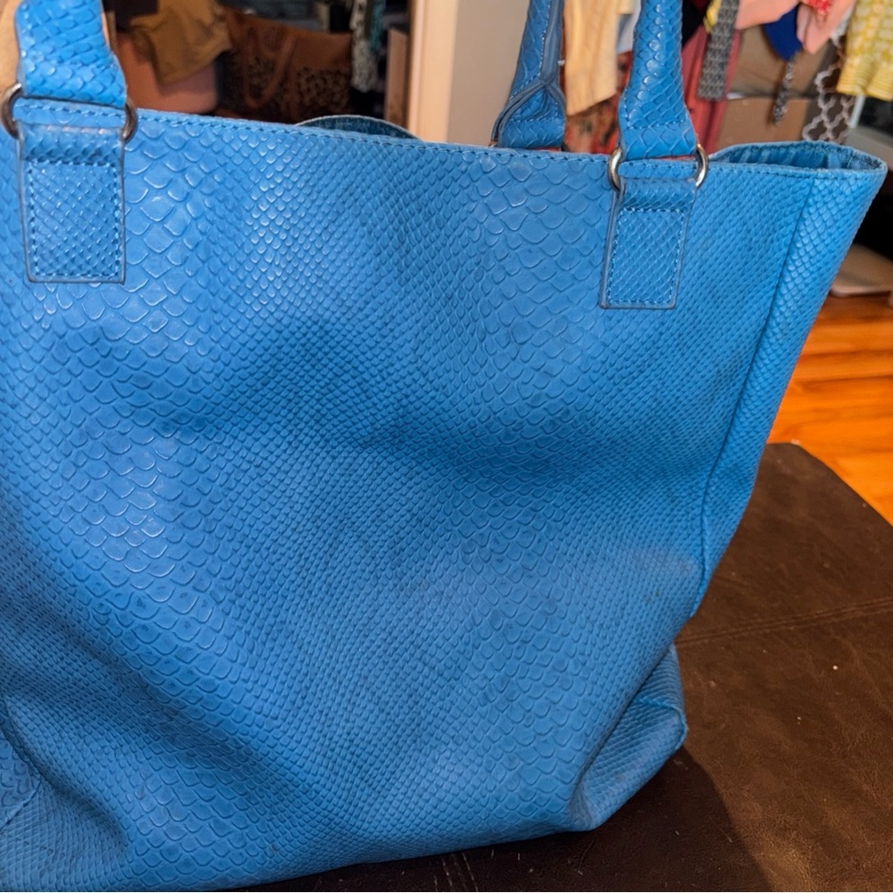 Neiman Marcus Vibrant Blue Textured Tote - Picture 5 of 8